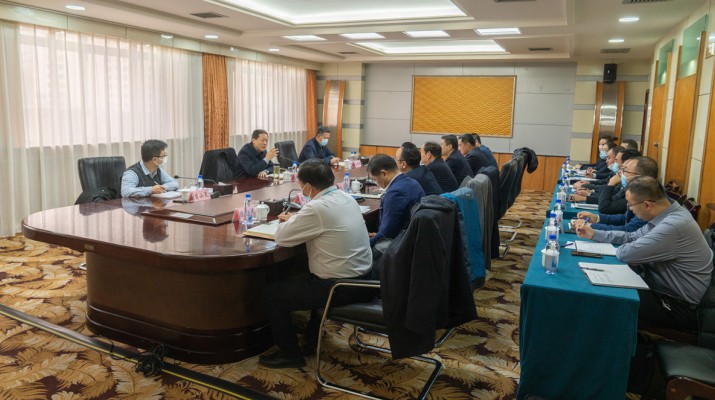 省政府國資委黨委書記、主任吳萬華到蘭州飯店調(diào)研